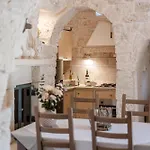 Helloapulia Trullo Di Bacco Villa Locorotondo